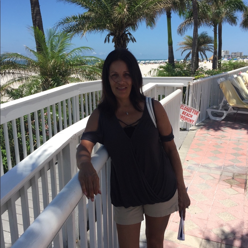 Meet your Posher, Regina